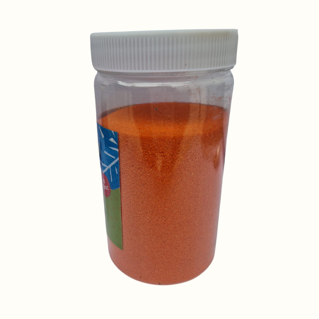 Arena de color naranja