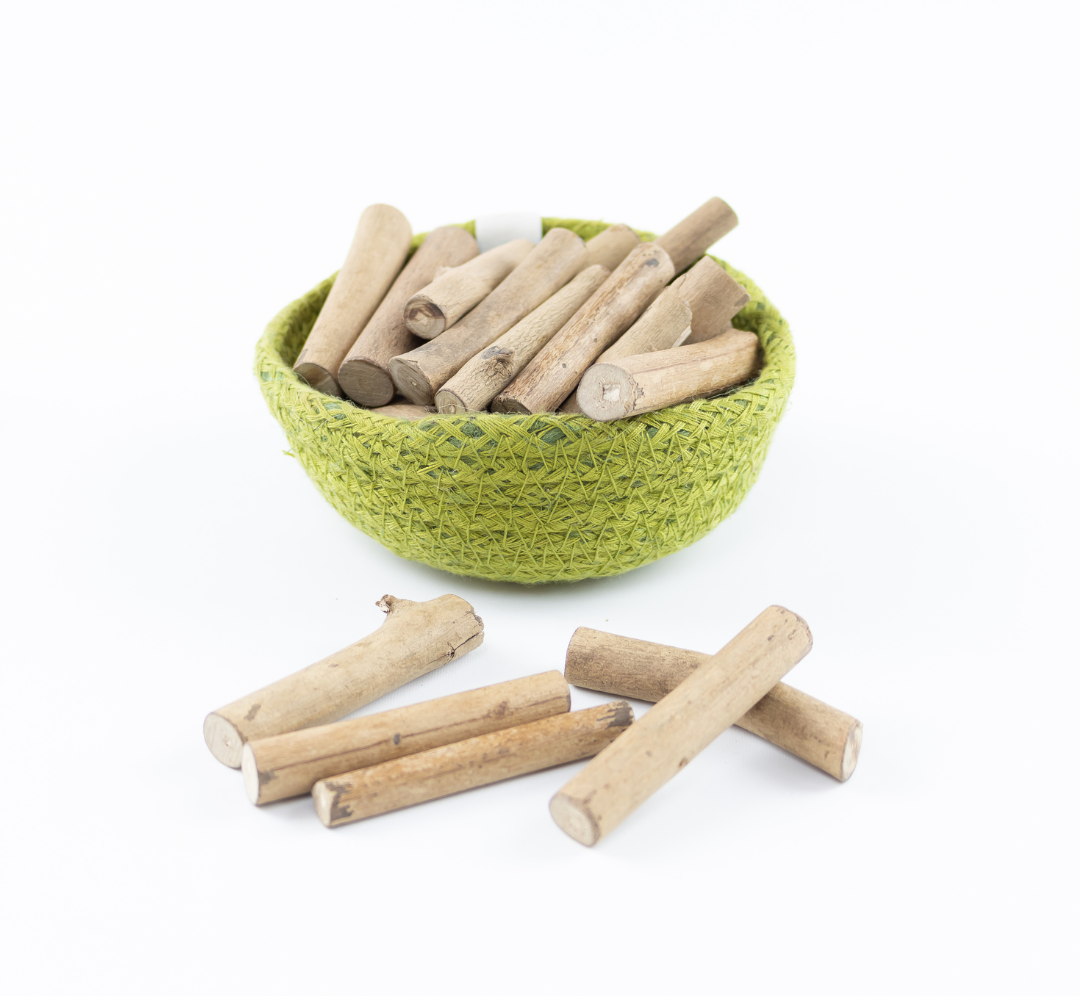 Pequeños troncos de madera