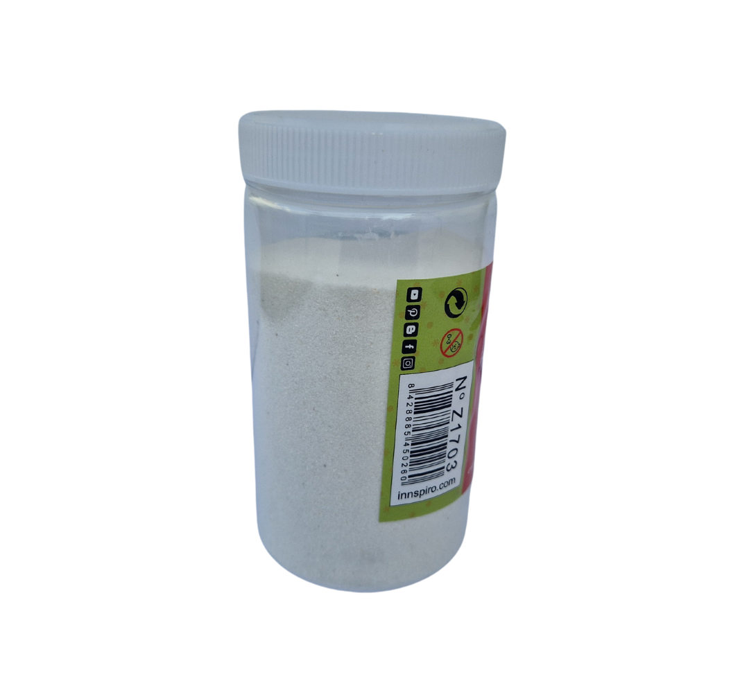 Arena de color blanco