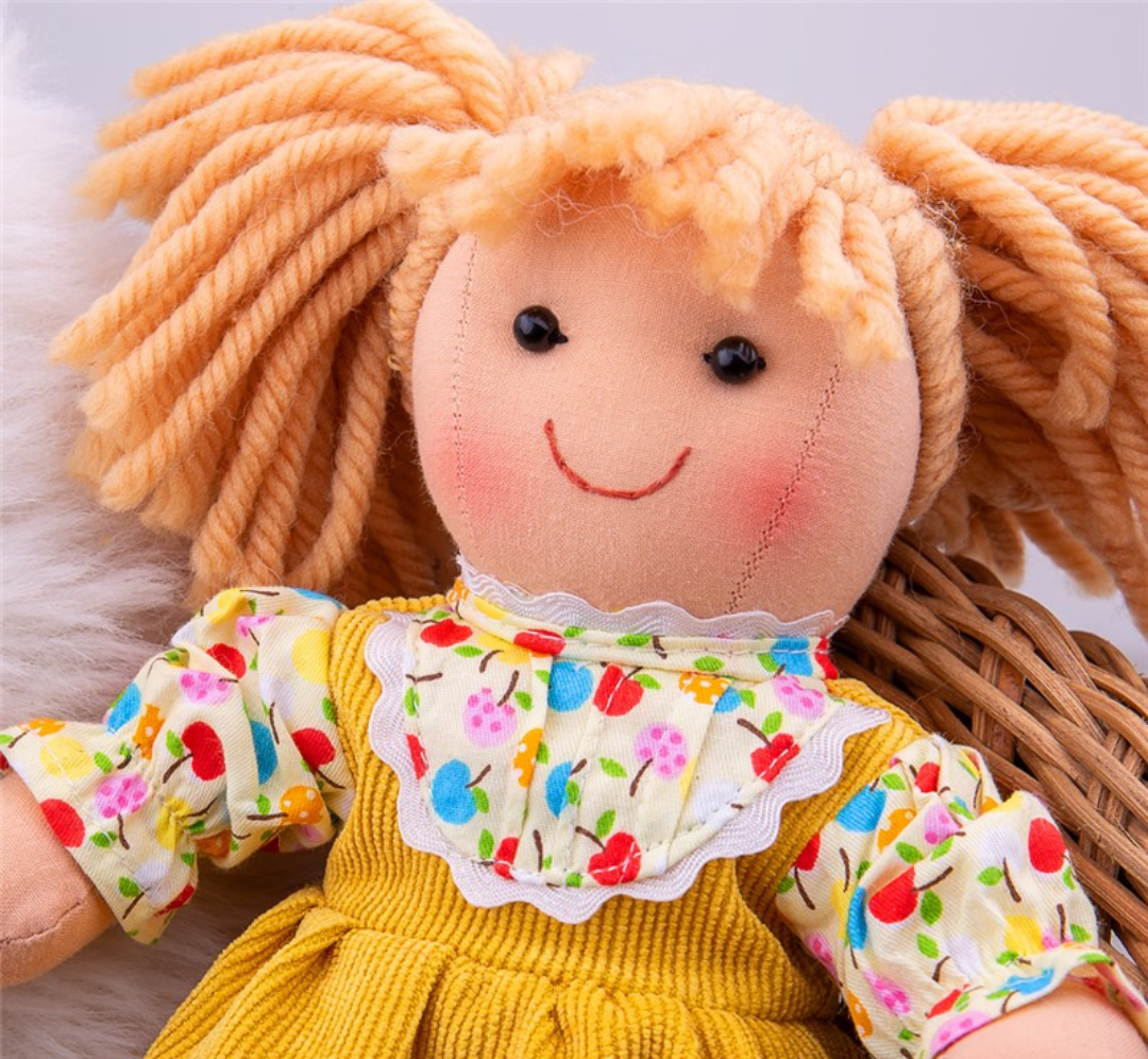 Daisy - Muñeca de tela pequeña