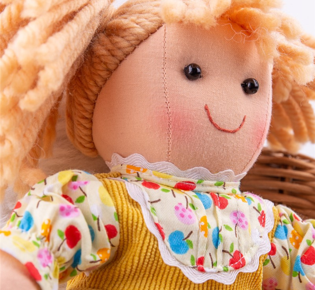 Daisy - Muñeca de tela pequeña